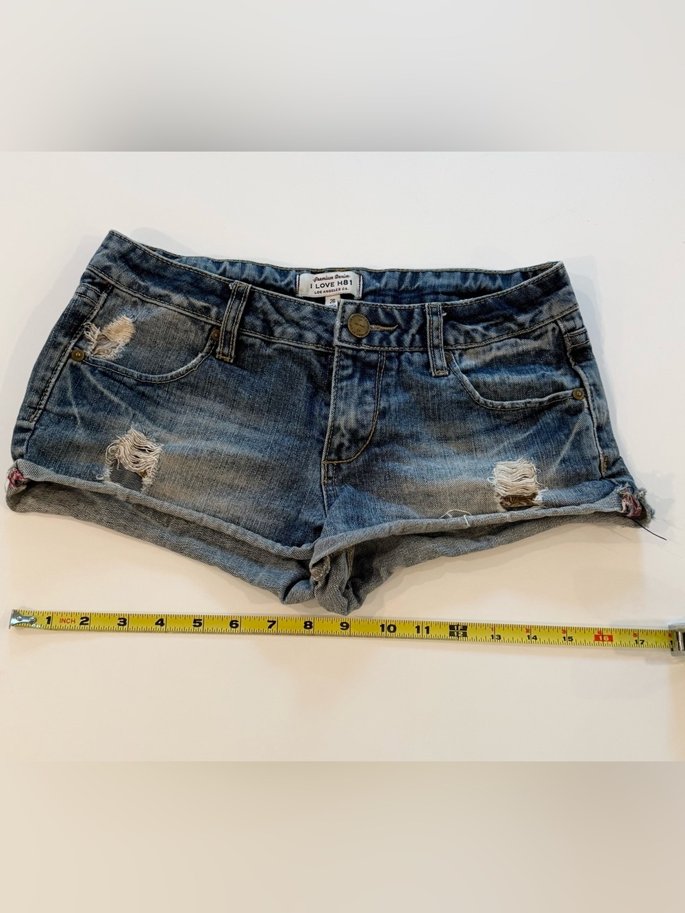 2 pairs Distressed Denim Jean Shorts - express and H and M size 2 - Picture 9 of 12